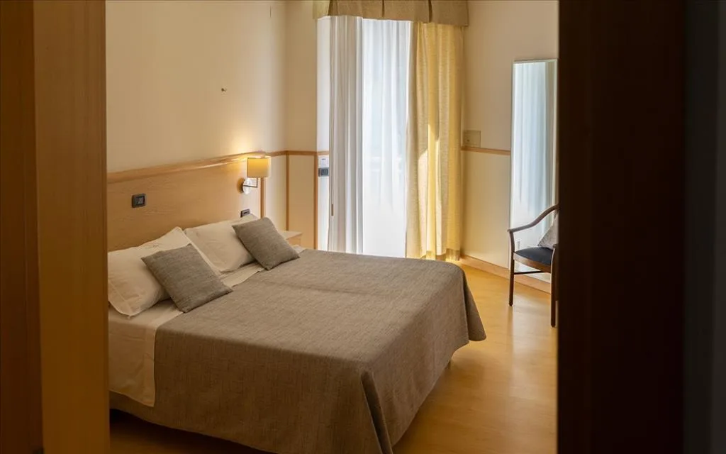 Camera Junior Suite