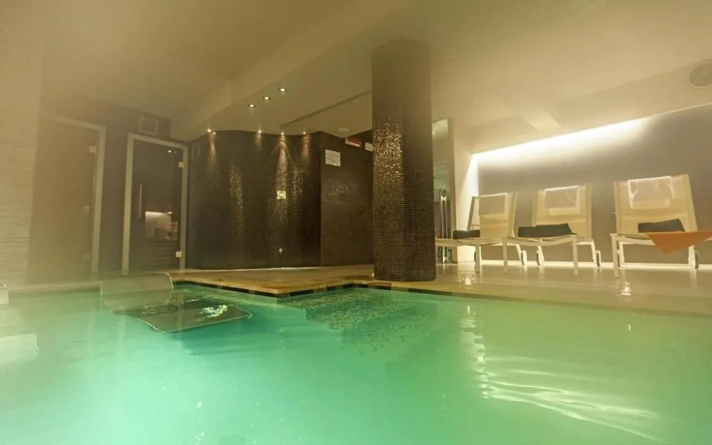 Piscina interna